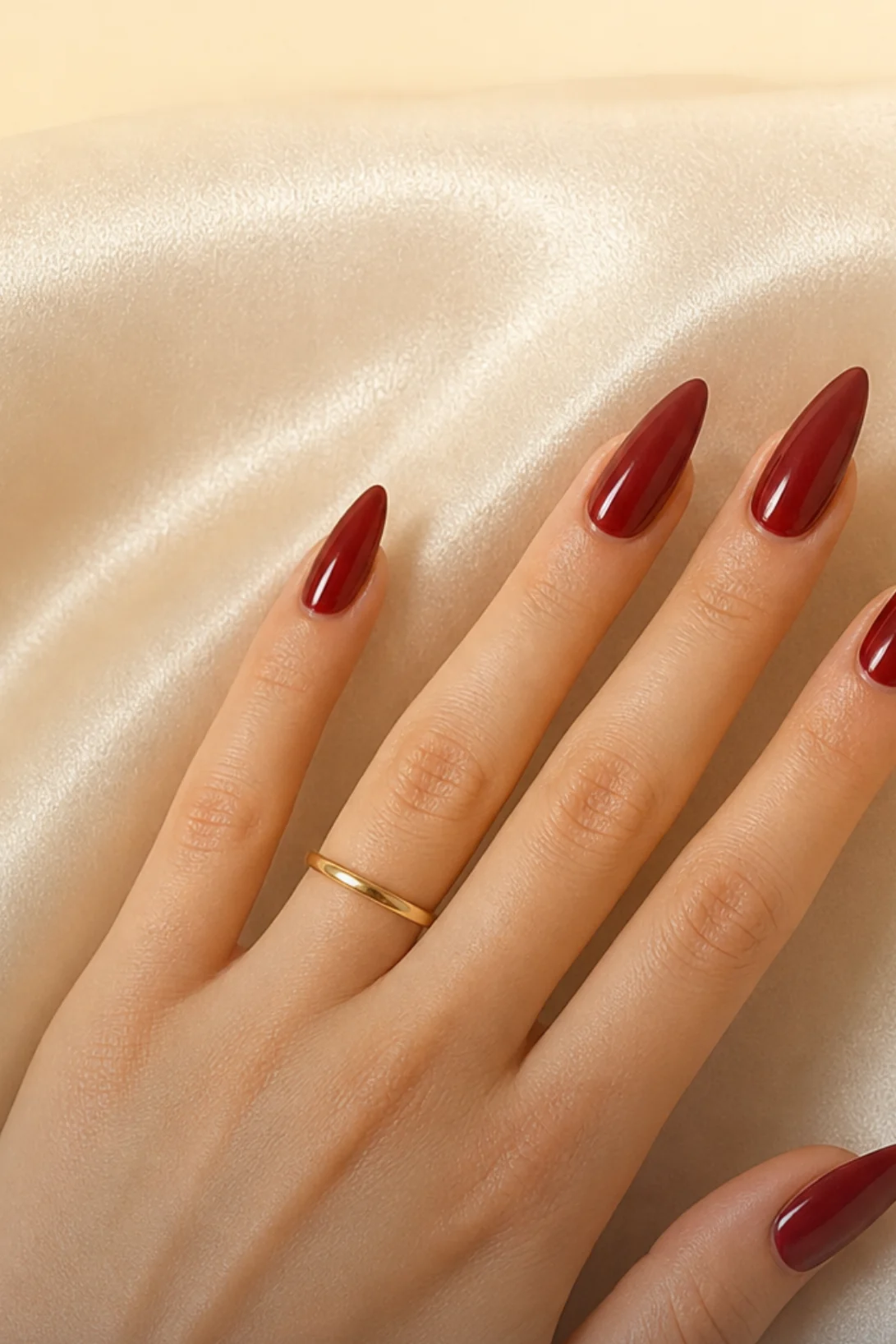 Rouge bordeaux laqué — vernis semi-permanent à domicile
