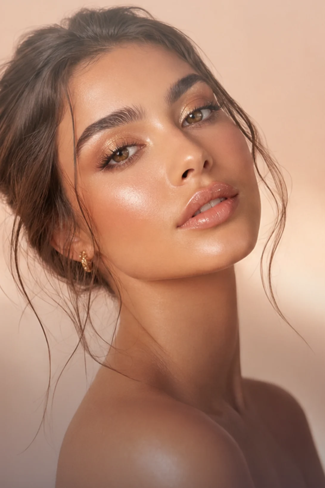 Maquillage soft glam bronze