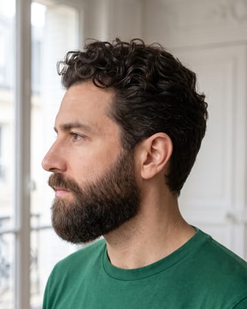 Barbe longue entretenue
