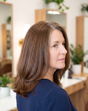Cheveux plus denses et fournis